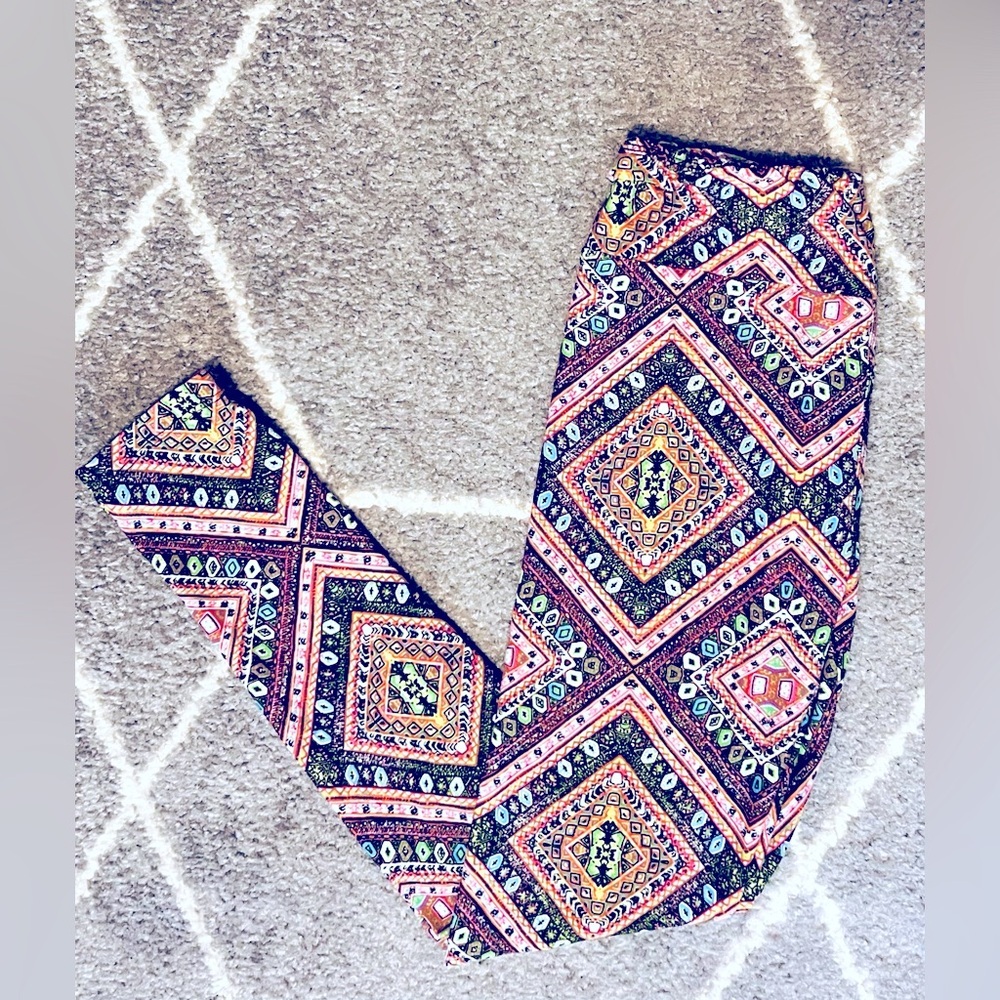 LuLaRoe Geometric Leggings
